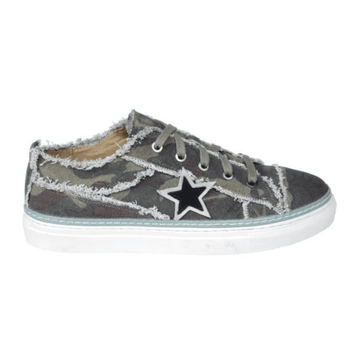 Aeory Camo Canvas Sneakers - Ruffled Feather