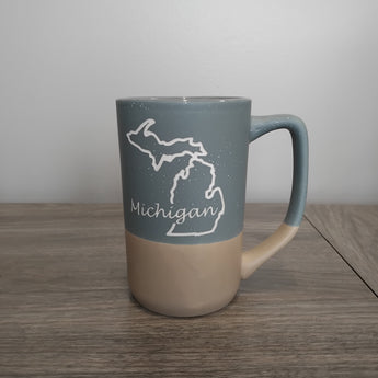 Michigan Outline 16oz Boulder Mug Grey to Tan