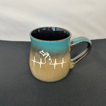 MI Heart Beat 26 oz Rustic Taverns Mug (Rust to Beige or Blue to Tan)