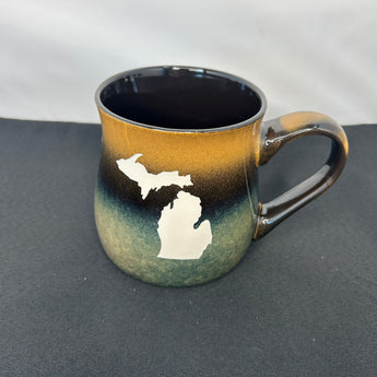 Michigan 26 oz Rustic Taverns Mug (Brown to Beige or Blue to Beige)