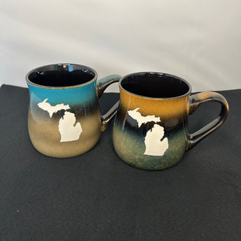 Michigan 26 oz Rustic Taverns Mug (Brown to Beige or Blue to Beige)