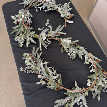 Fir Berry & Snowflake Garland