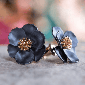 Small Flower Earring - Ruffled Feather